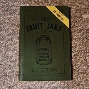 1000 Fruit Jars. Green and Yellow Coffee Table Book